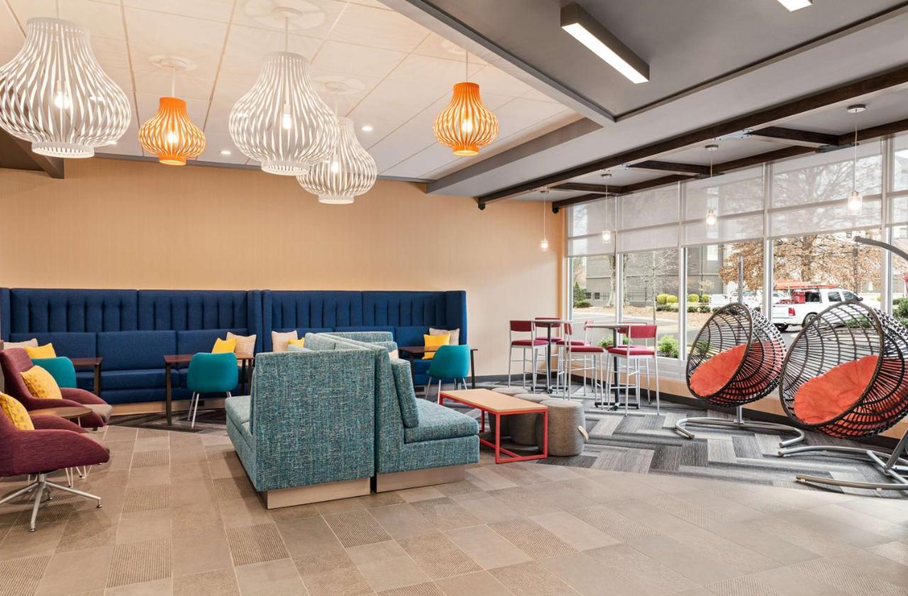 Tru By Hilton Greenville Woodruff Road, Sc Екстер'єр фото