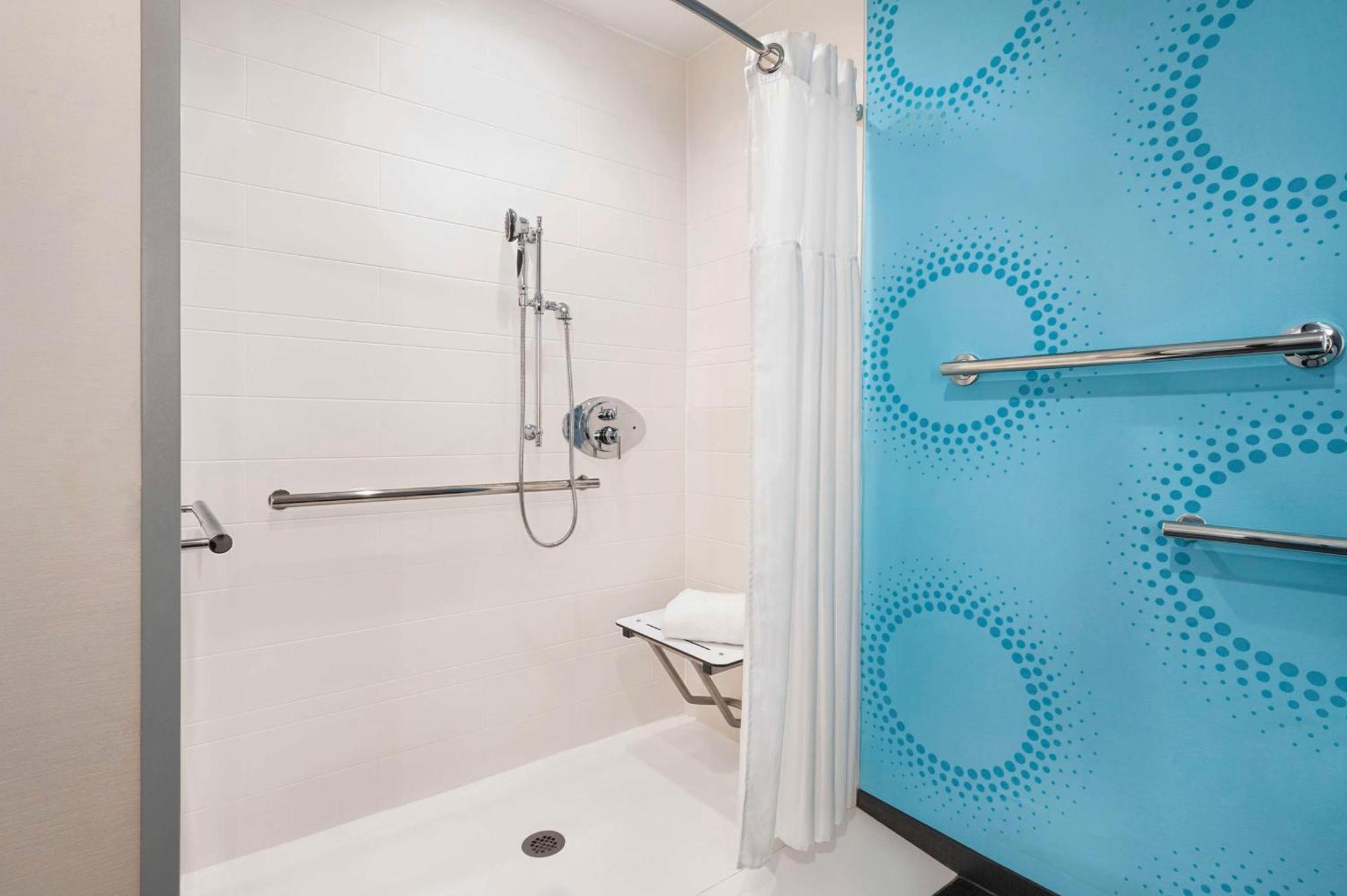 Tru By Hilton Greenville Woodruff Road, Sc Екстер'єр фото